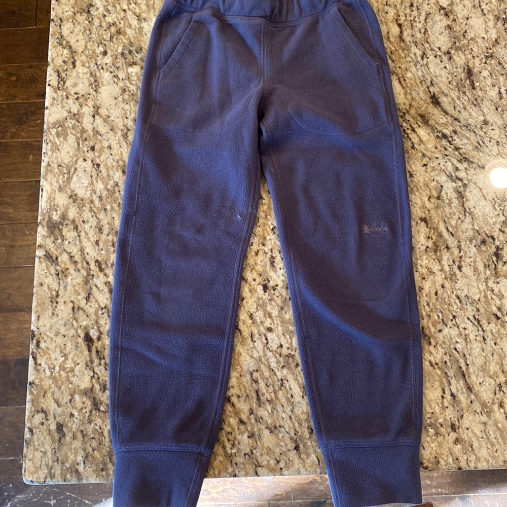 Rei fleece pants in a blue gray color